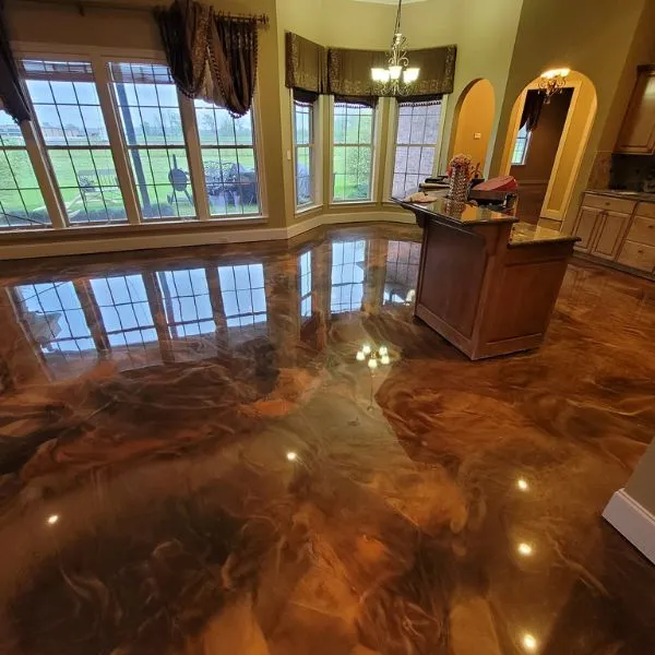 Metallic swirl pattern epoxy floor in Mason, OH